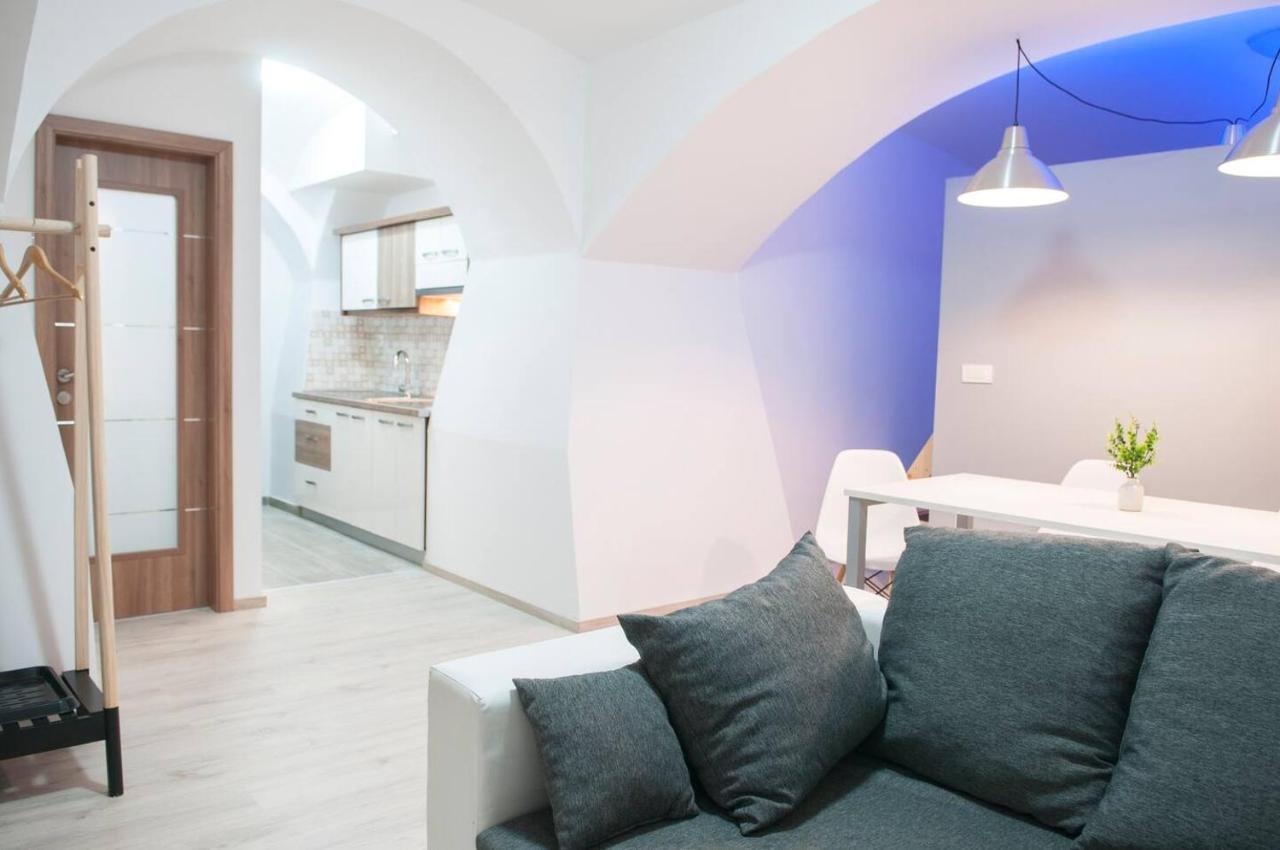 The Maze Apartment Ljubljana Buitenkant foto