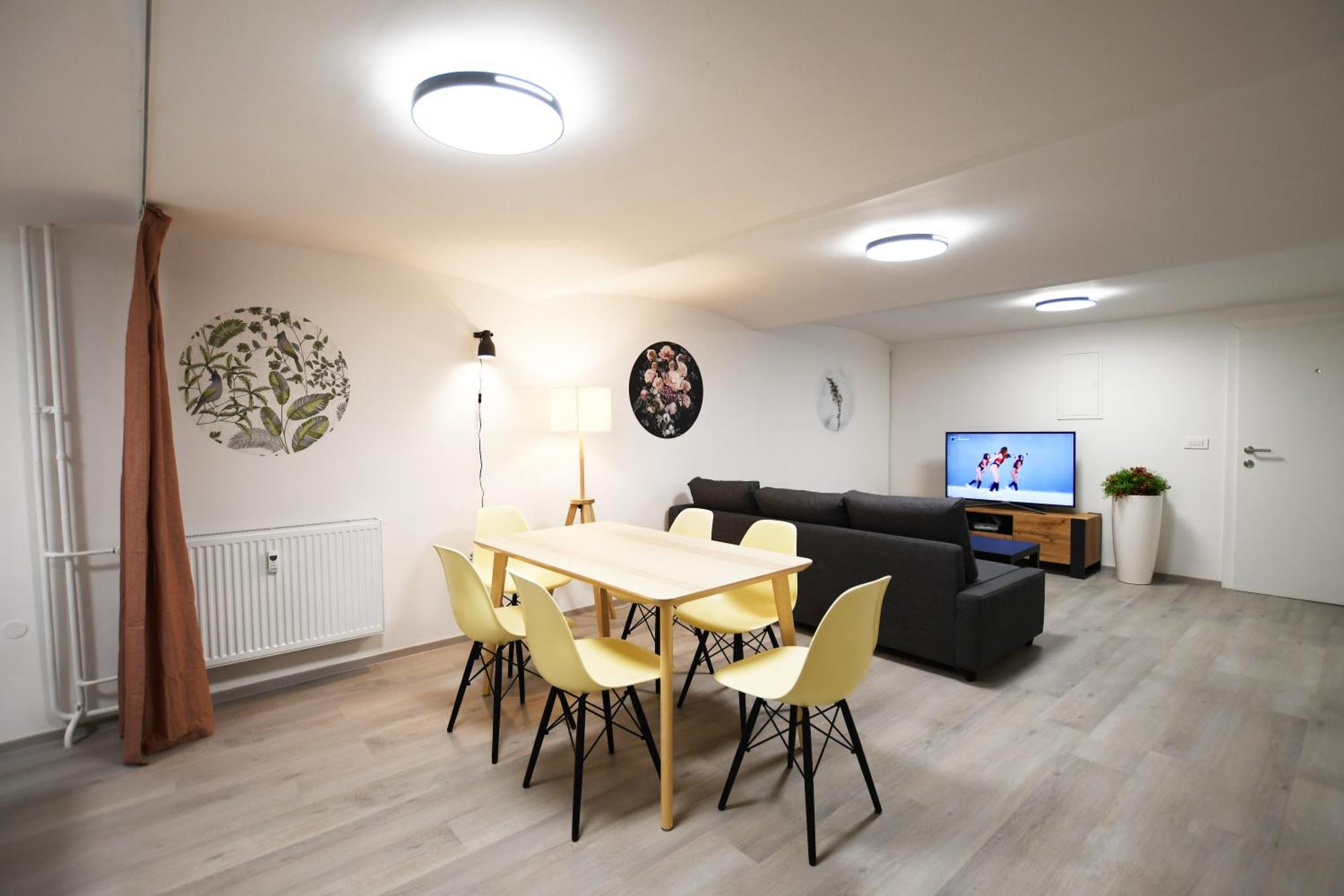 The Maze Apartment Ljubljana Buitenkant foto