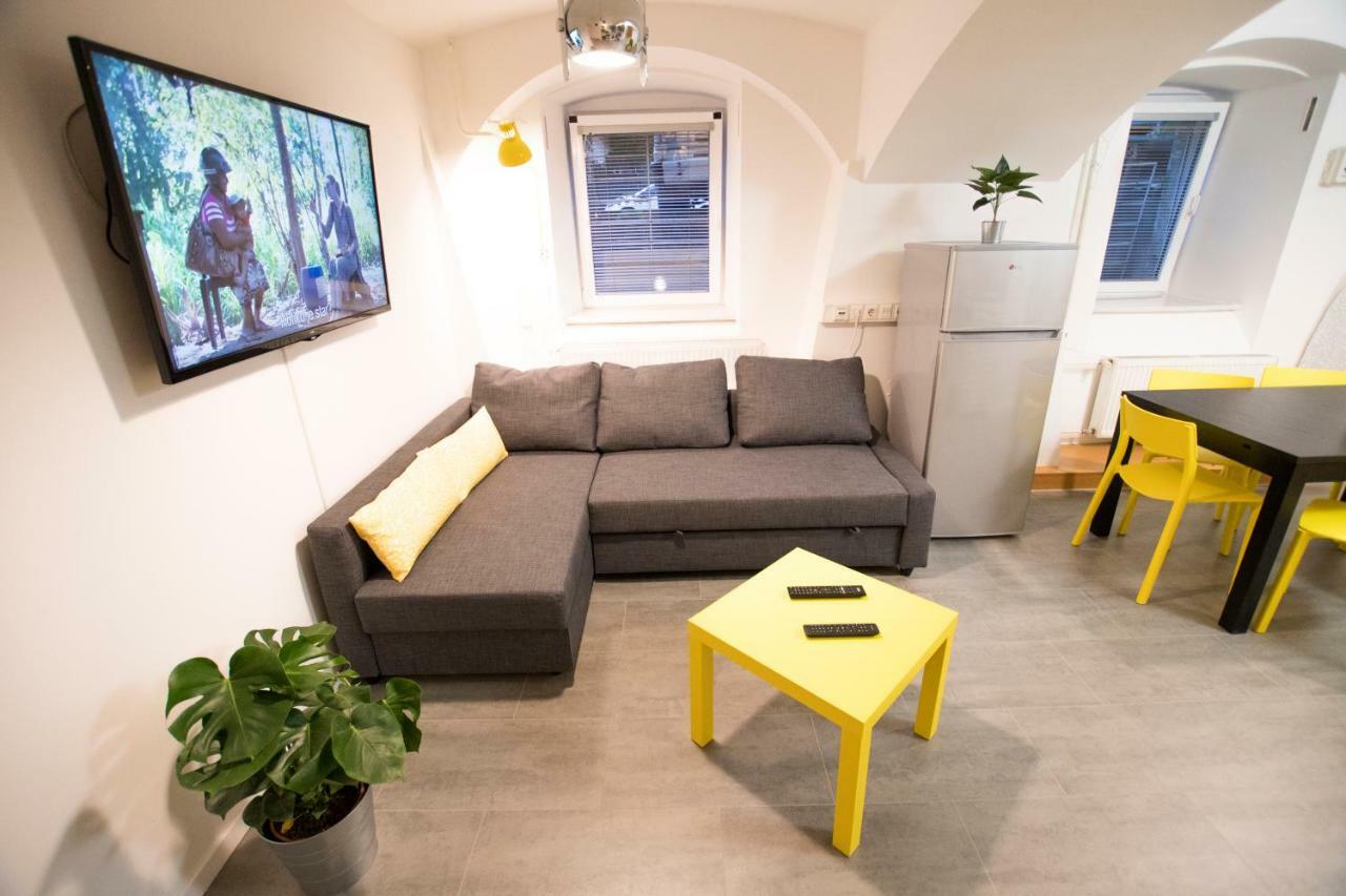 The Maze Apartment Ljubljana Buitenkant foto